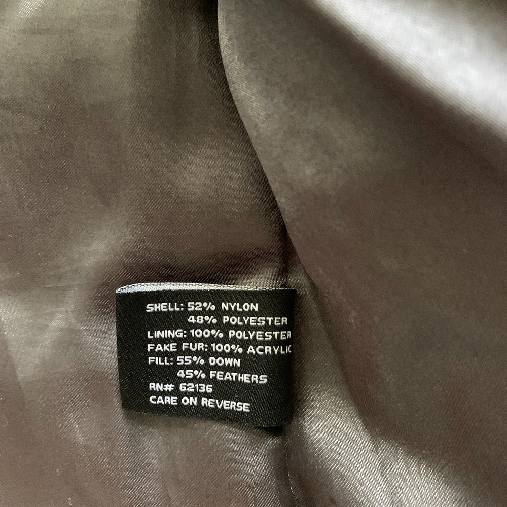 GUESS down coat - Picture 5 of 5